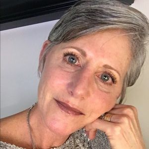 Meet your Posher, Jill